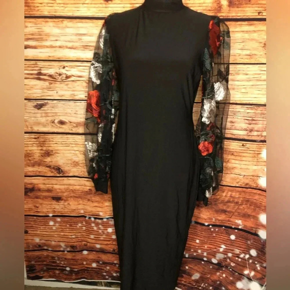 Embroidered Floral Puff Sleeve Dress - Picture 5 of 15